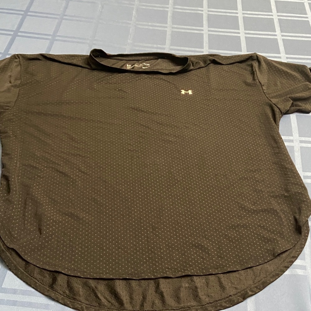 Under Armour Women’s Short Sleeve Loose Fit Shirt